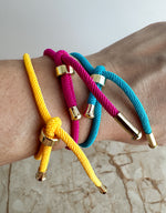 Load image into Gallery viewer, Pulseras Ajustables Plain Colores Vivos
