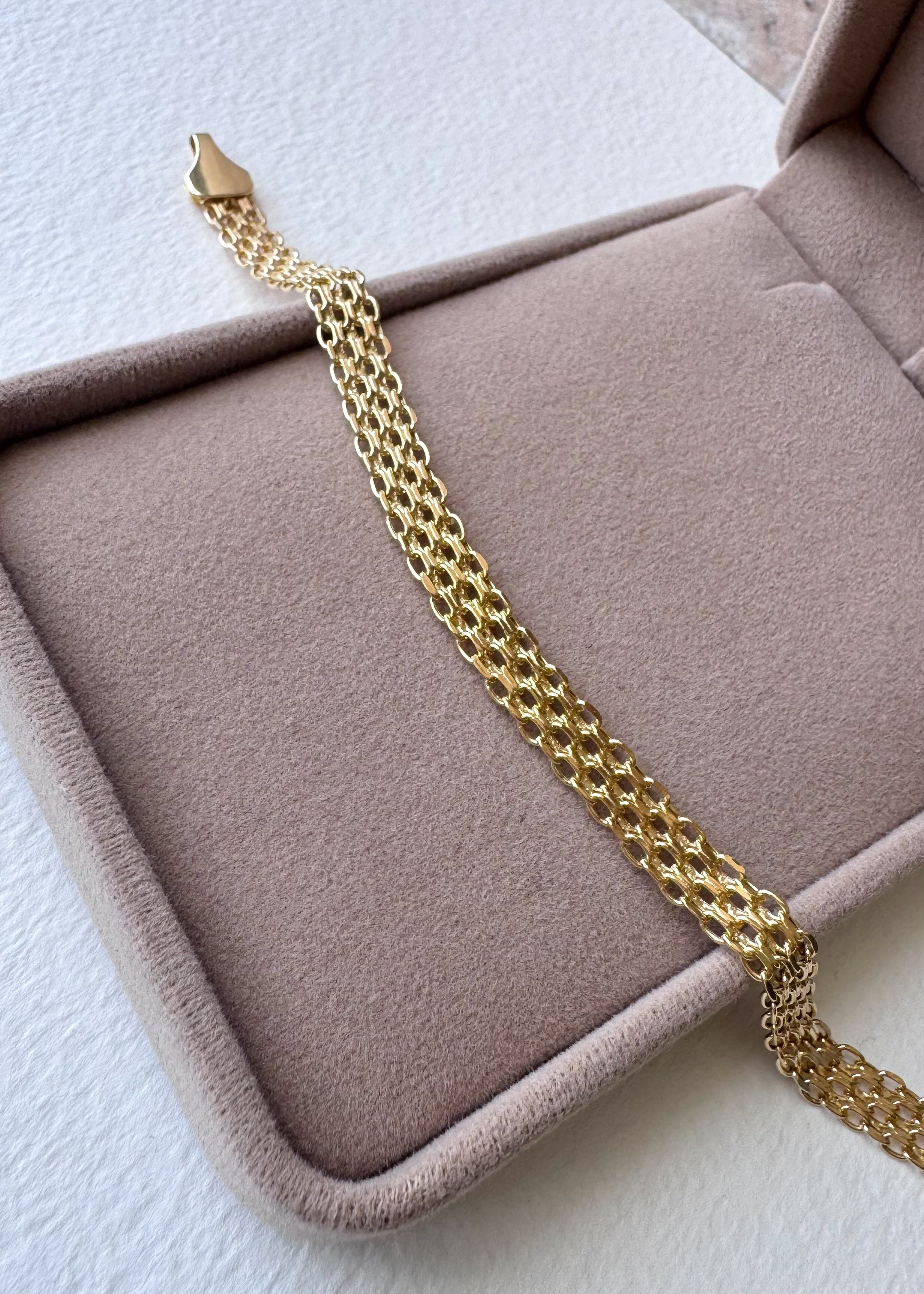 Bismark Style 18k Solid Gold Bracelet