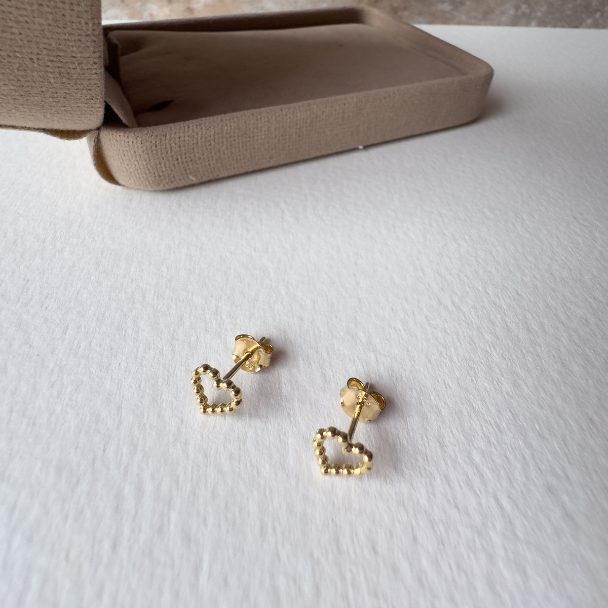 Heart Beads Stud 18k Gold Earrings