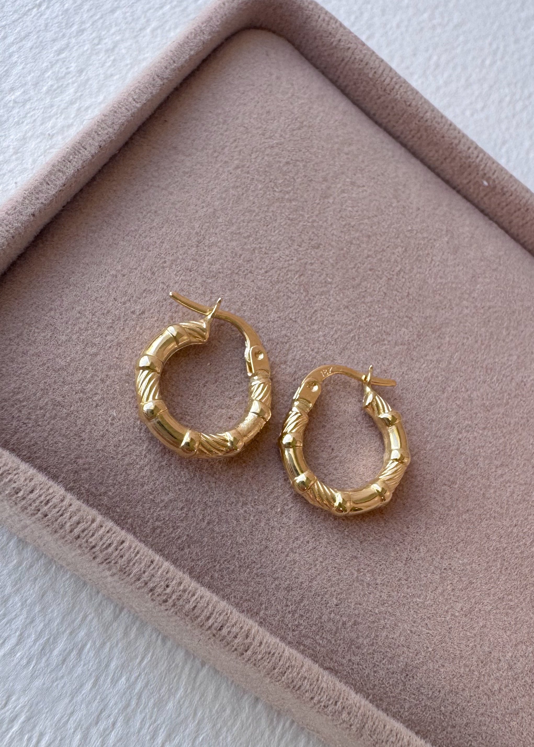 Bambu Style 18k Solid Gold Hoops