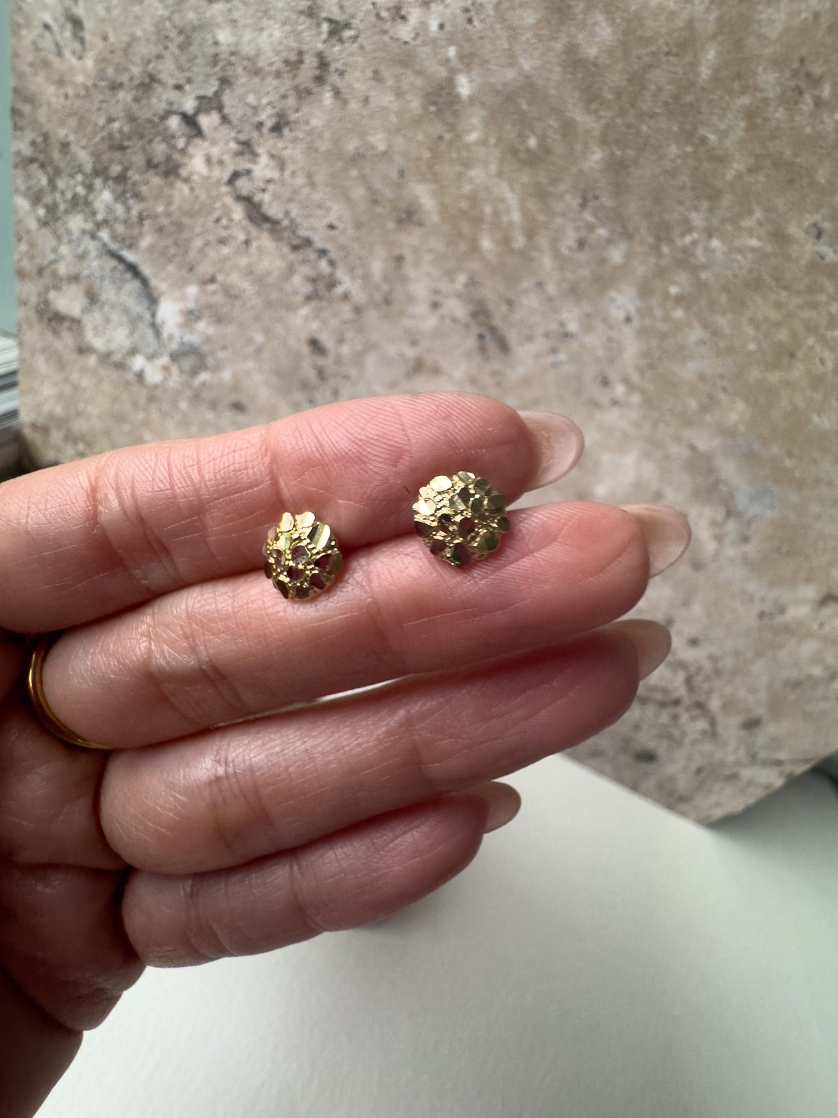 Nugget Style 10K Solid Italy Gold Earrings