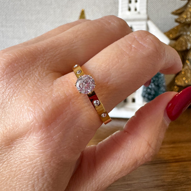 Golden Single Zircon Steel Ring