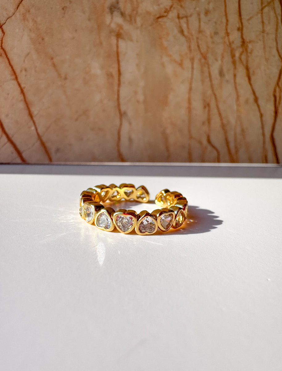 Anillo Patron de Corazones Brillantes