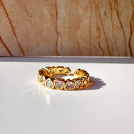 Anillo Patron de Corazones Brillantes