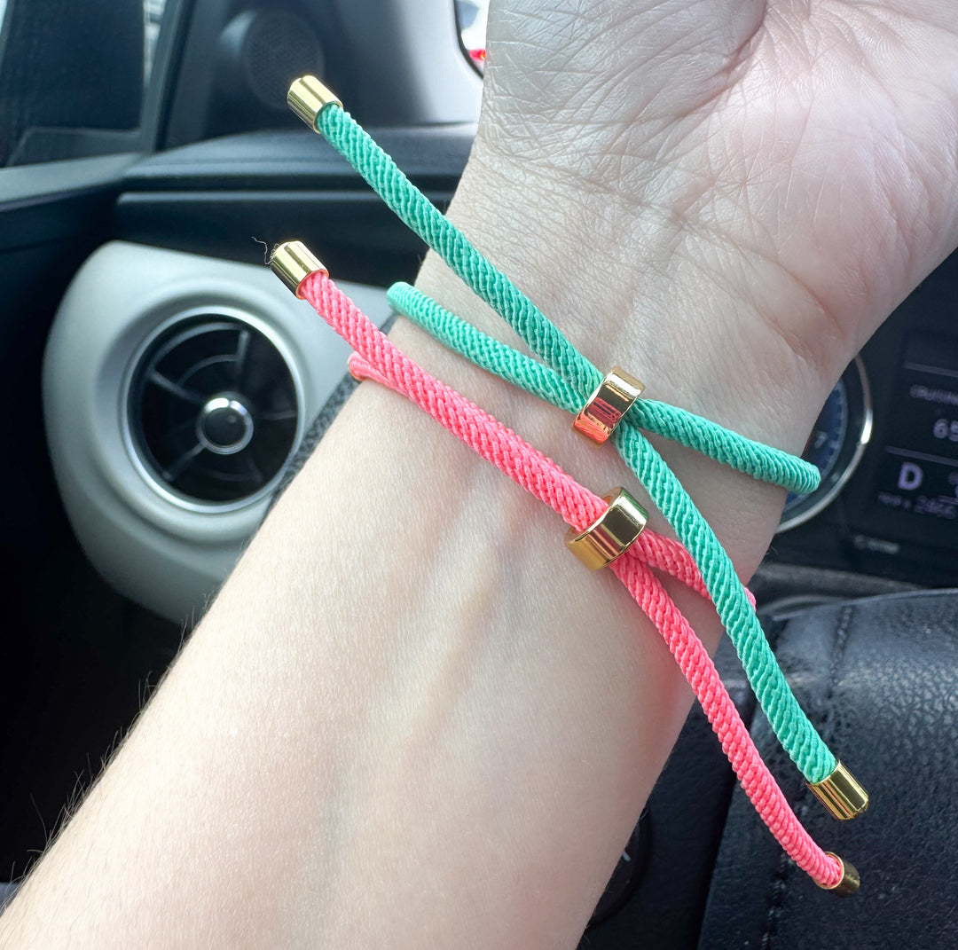 Pulseras Ajustables de Infinito Verde y Rosada