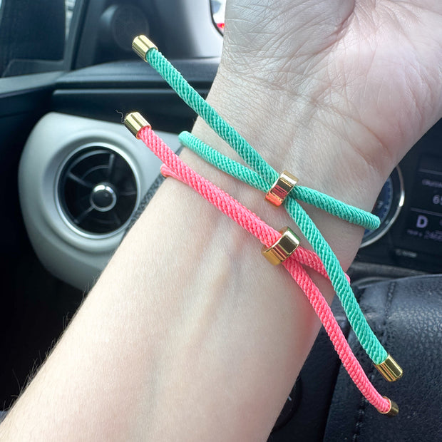 Pulseras Ajustables de Infinito Verde y Rosada