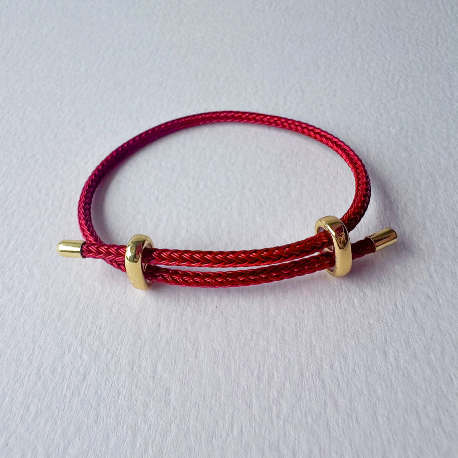 Red Cord Ajustable Plain Bracelet